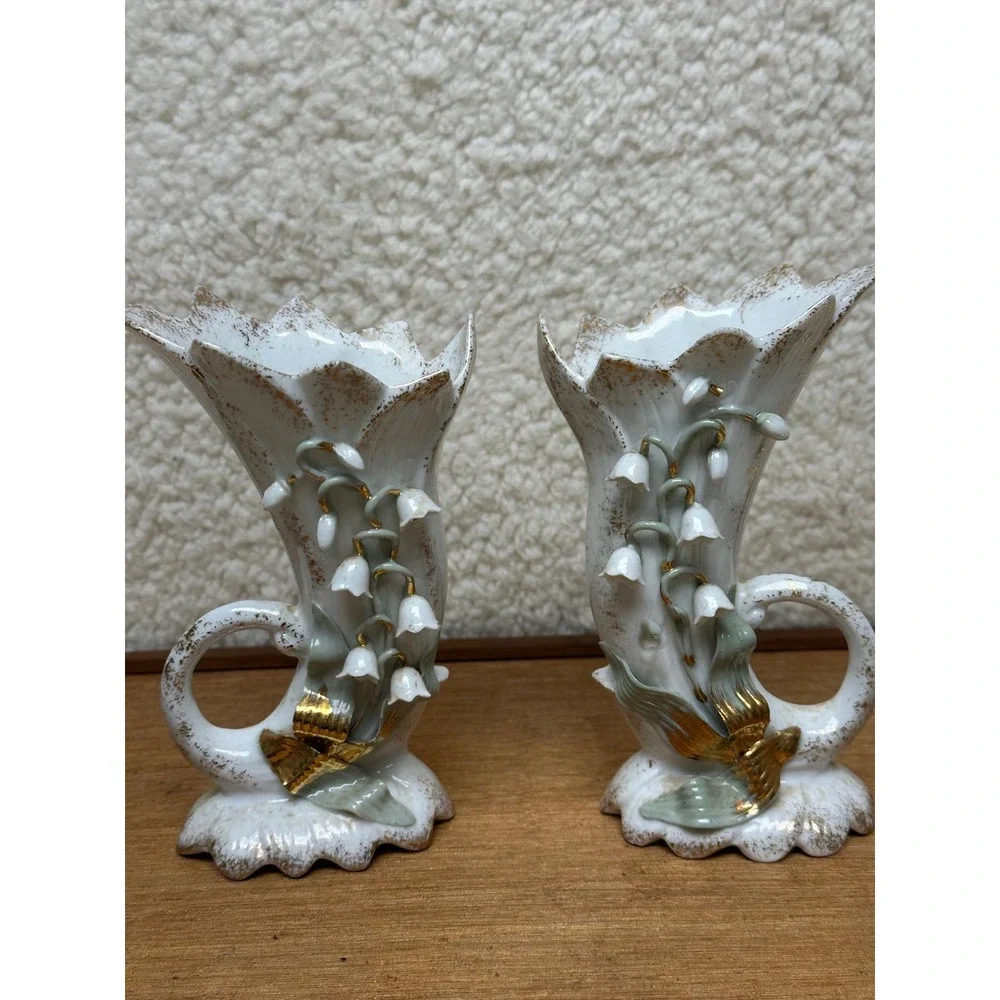 Vintage Cornucopia Vases White Lily of the Valley Gold Gilt Set 2 Lefton China
